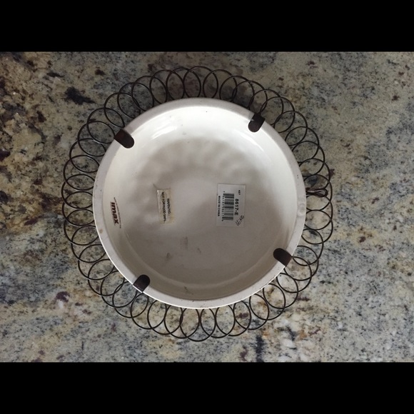 ROUND HIGH QUALITY WALL DECOR - NEW! - Picture 5 of 5